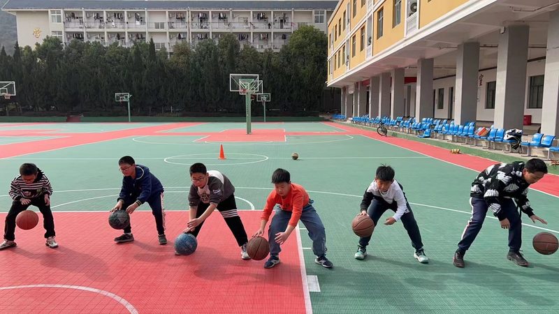 焊工培训教材：内容概览与选择要点