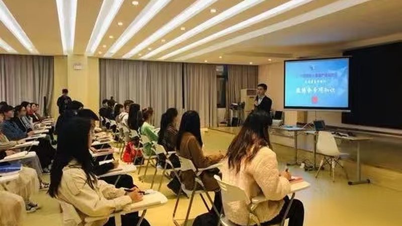 研究生小班培训，师资对比的三大关键点**